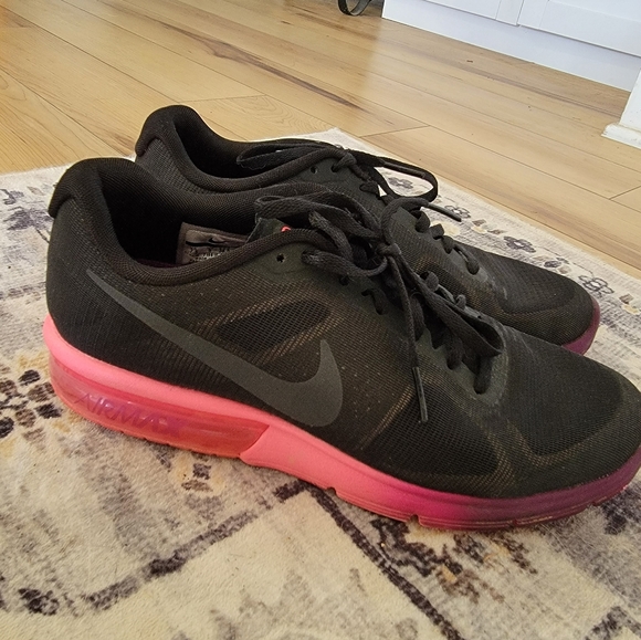 Nike Airmax women's size US 7.5 - Picture 3 of 3